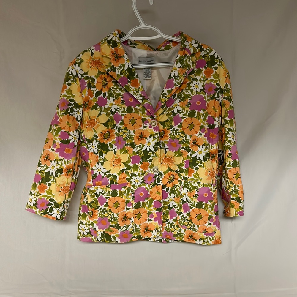 Jaclyn Smith blazer